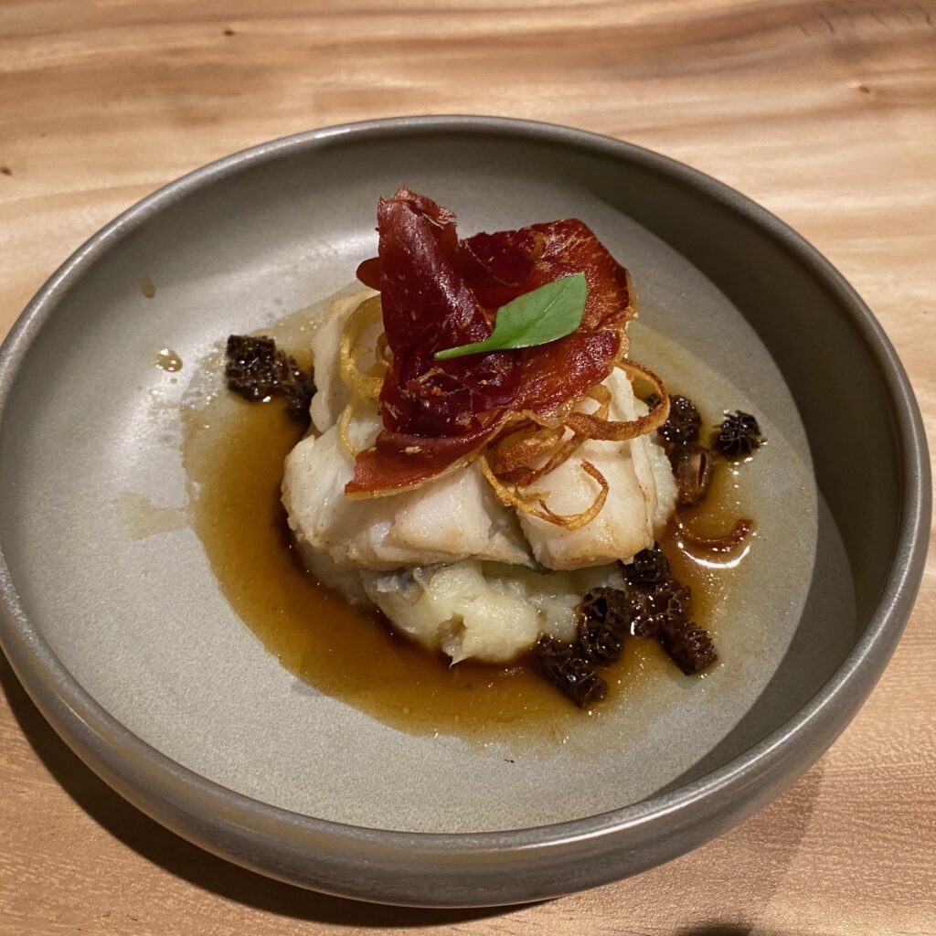 Heilbot Met Pata Negra en Morieljes
