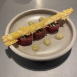 Sushi van Ossenhaas, jonge Beemster kaas en truffelmayonaise