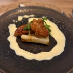 Kalfszwezerik met schorseneren en mosterdsabayon